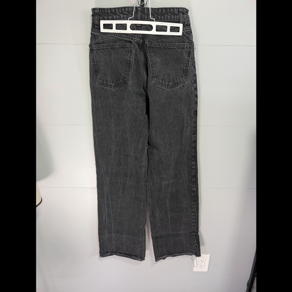 Zara Black Denim Jeans With Frayed Bottom - Picture 6 of 6